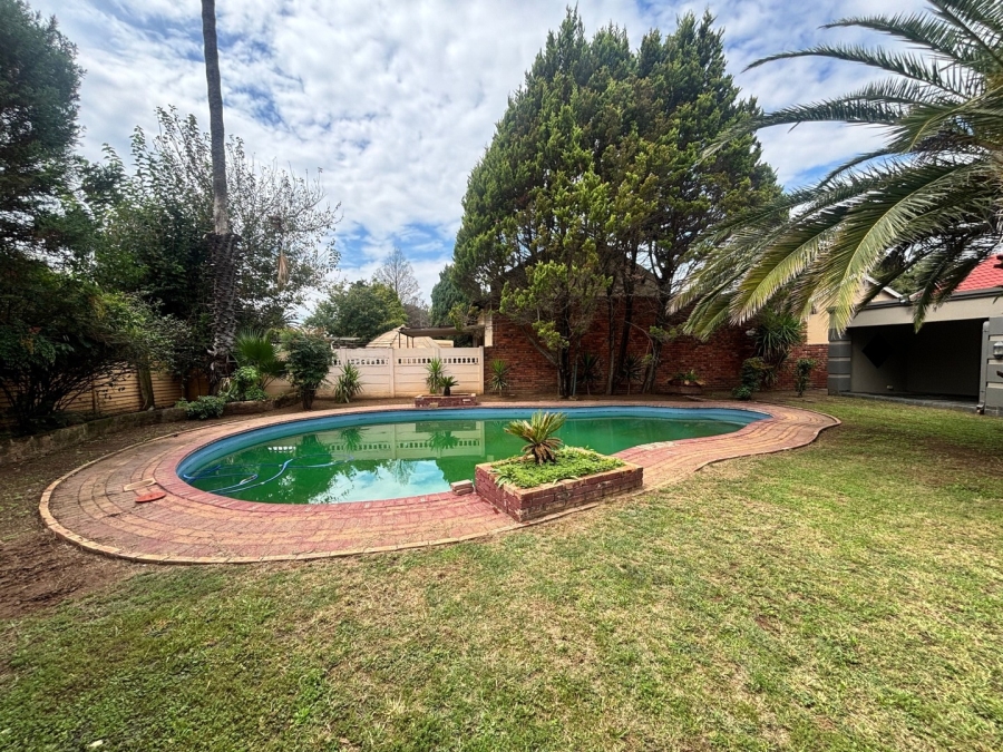 3 Bedroom Property for Sale in La Hoff North West